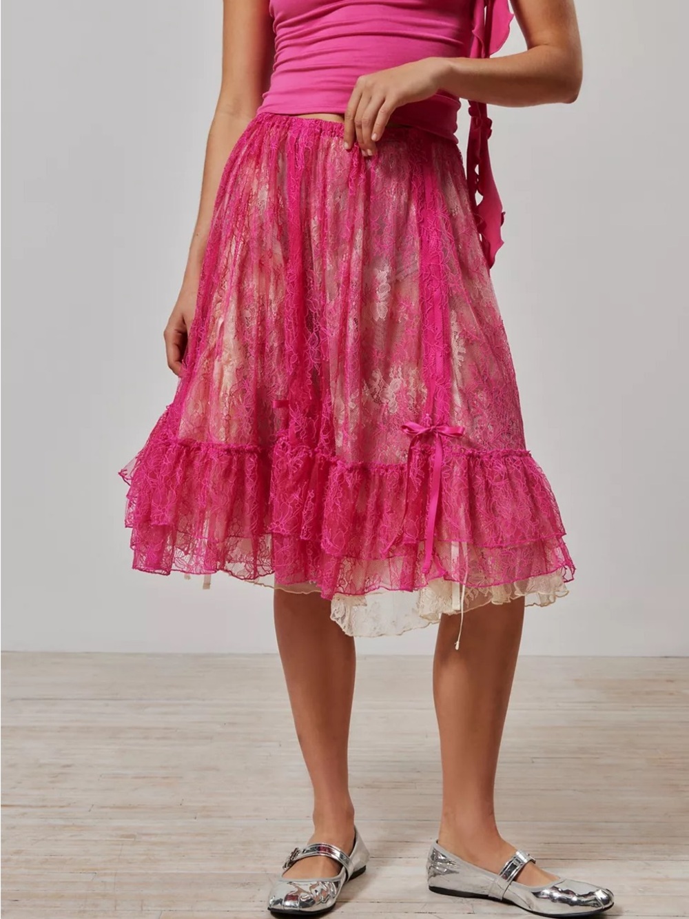 Nwot Kimchi blue Lace Tiered Midi Skirt in Hot Pink
